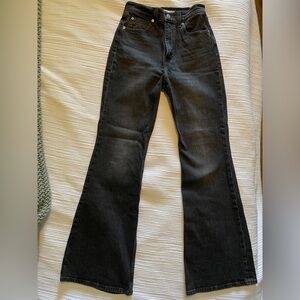 Levis Black 70s High Flare Size 25